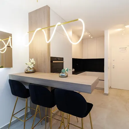 Stars Premium By Belmont Realty *